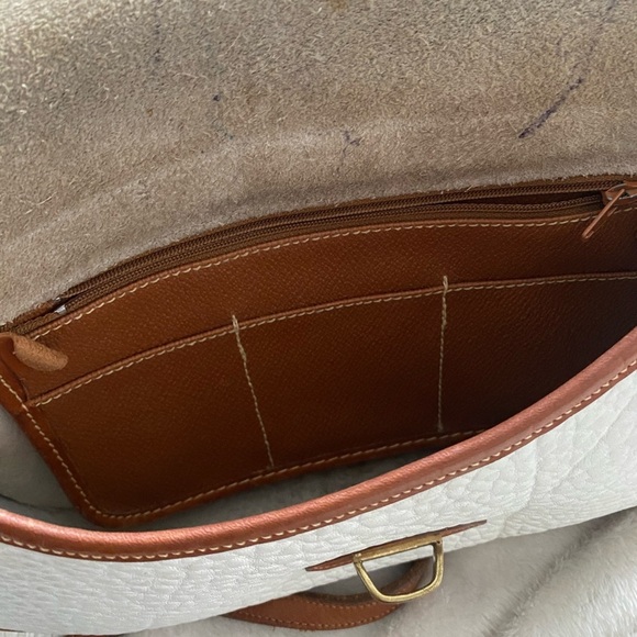 Vintage Dooney & Bourke White Leather Crossbody - Picture 4 of 12